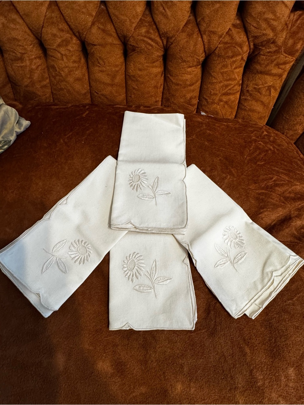 Embroidered Cream Floral Linen Napkins - Set of 4